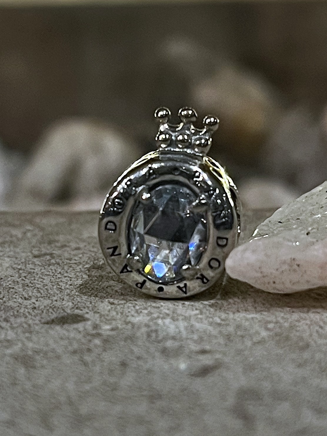 Charm corona O — foto 2