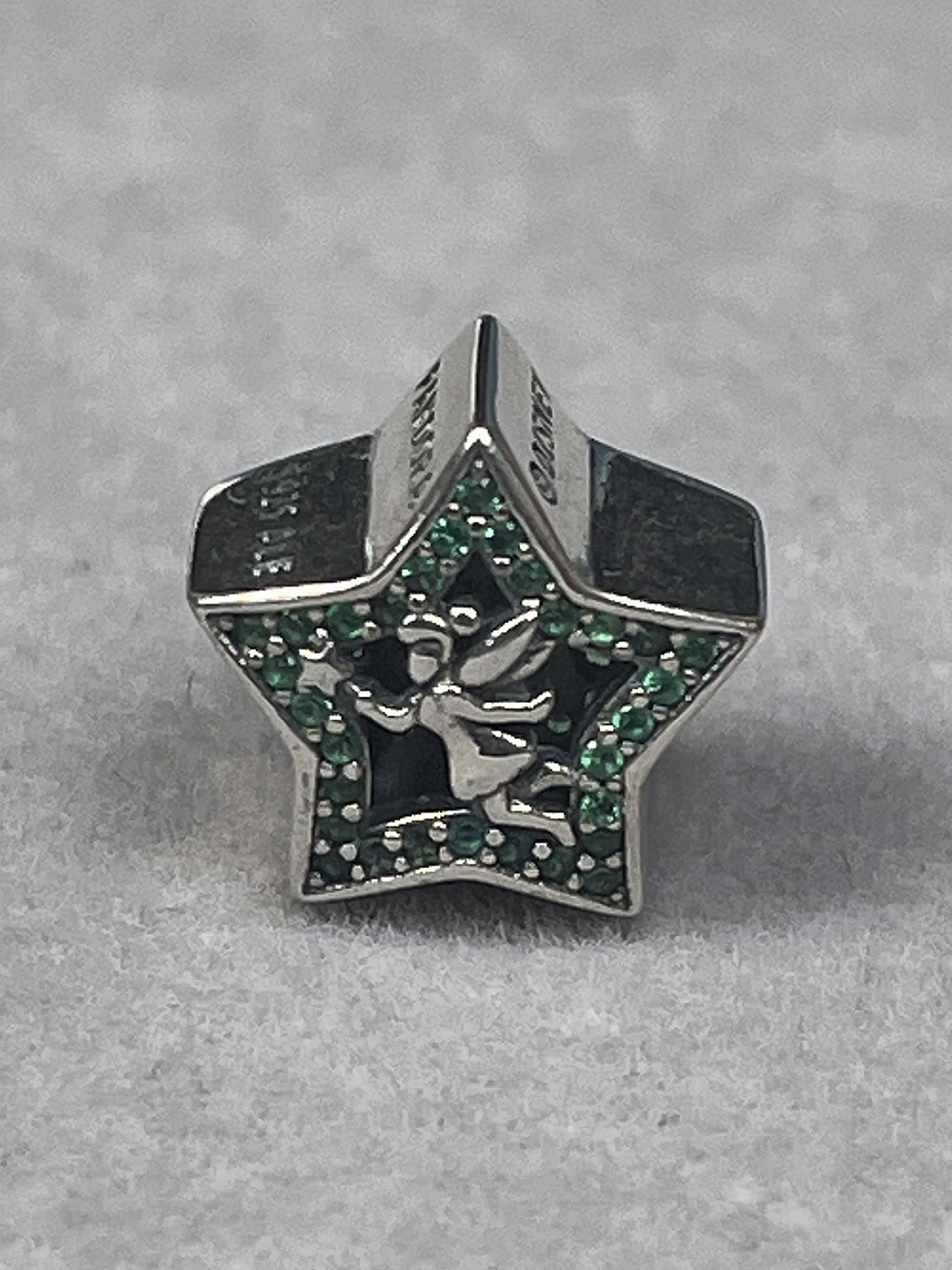 Charm estrella Campanita