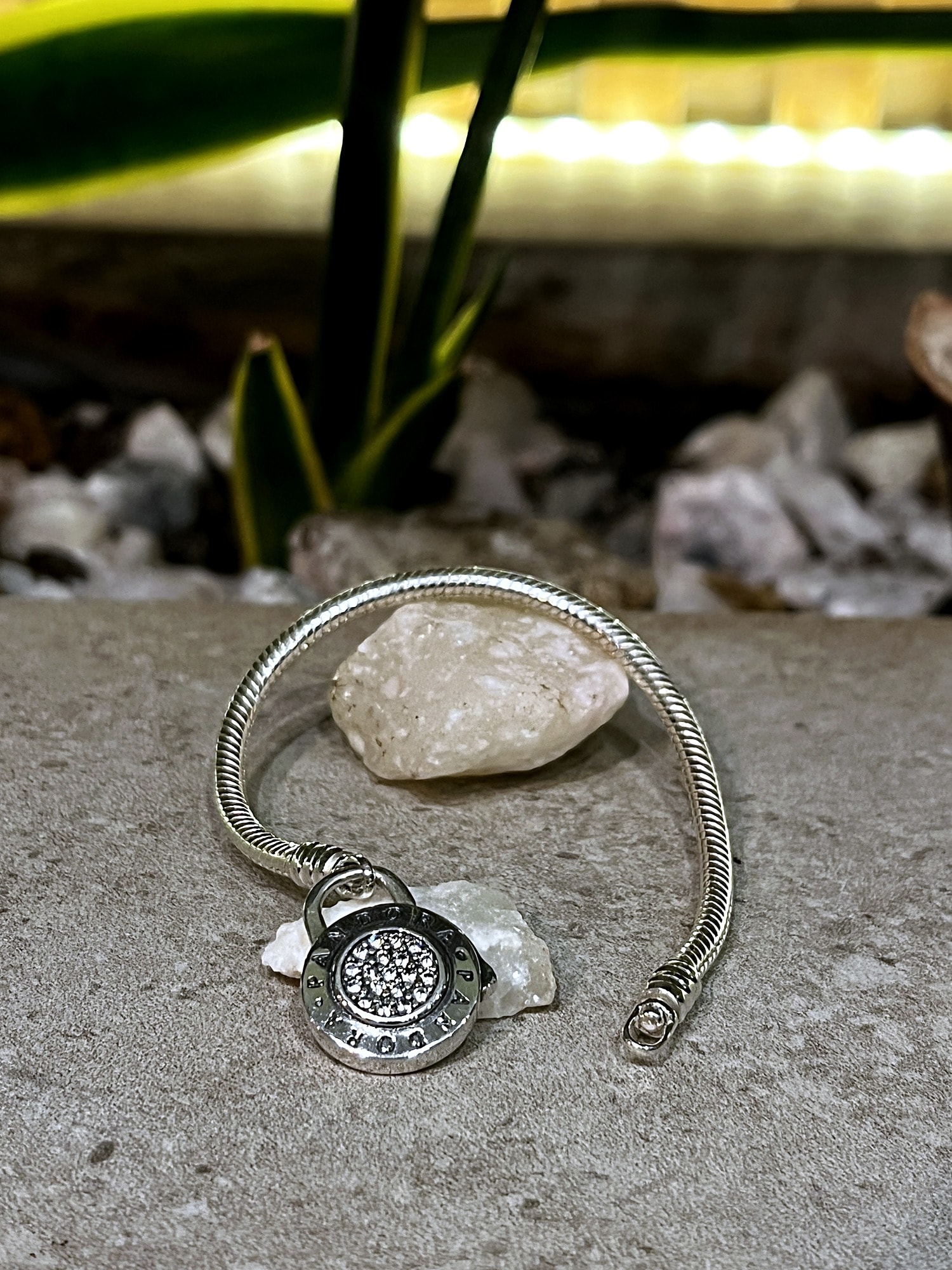 Pulsera candado logo — 16 cm — foto 2